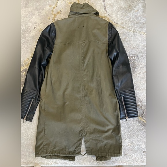 Dex Coat - Picture 3 of 5